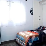 Duplex Goya Centrico Familias Y Parejas コニル・デ・ラ・フロンテラ